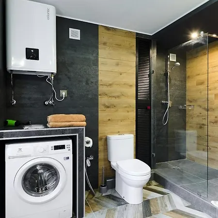 Apartament Center2- олімпійська - хрещатик- жк Manhattan Kпі з паркінгом -лесі українки бульвар