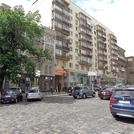 Center2- олімпійська - хрещатик- жк Manhattan Kпі з паркінгом -лесі українки бульвар Apartament