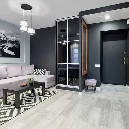 Apartament Center2- олімпійська - хрещатик- жк Manhattan Kпі з паркінгом -лесі українки бульвар *